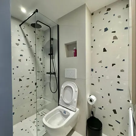 Microhome In Philopappos Hill * Athens